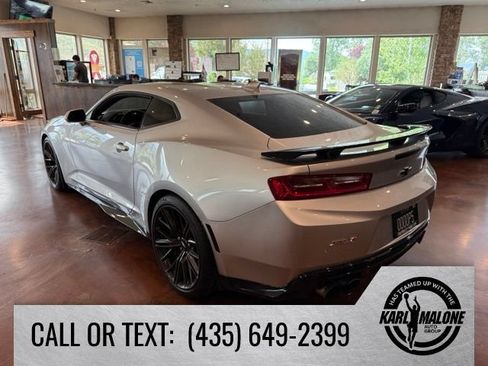 Used 2018 Chevrolet Camaro ZL1 RWD image 7