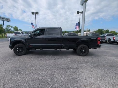 Used 2024 Ford F250 Lariat w/ Lariat Ultimate Package AWD/4WD image 34