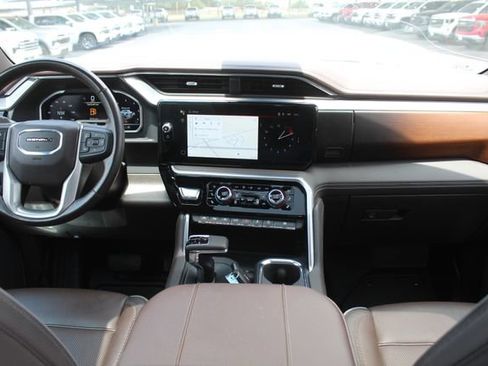 Used 2023 GMC Sierra 1500 Denali w/ Denali Reserve Package AWD/4WD image 23