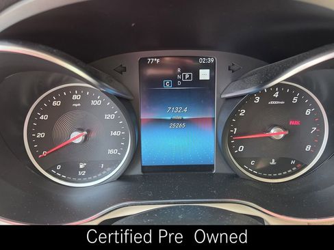 Used 2022 Mercedes-Benz GLC 300 4MATIC image 22