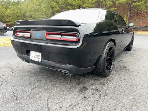 Used 2021 Dodge Challenger R/T w/ Plus Package image 7