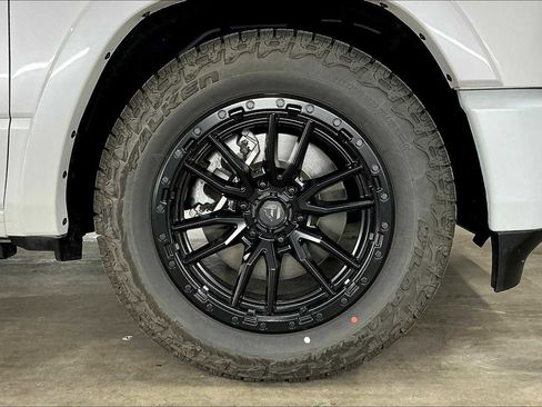 Used 2024 RAM 1500 Limited w/ Trailer Tow Group image 12