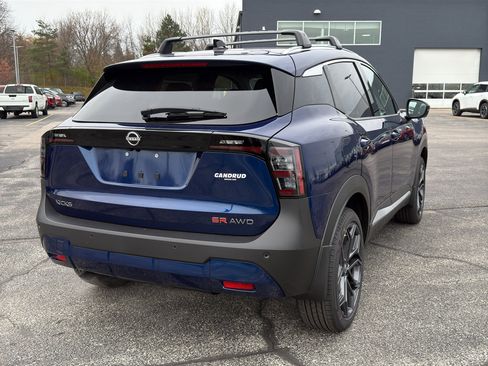 New 2026 Nissan Kicks SR image 5