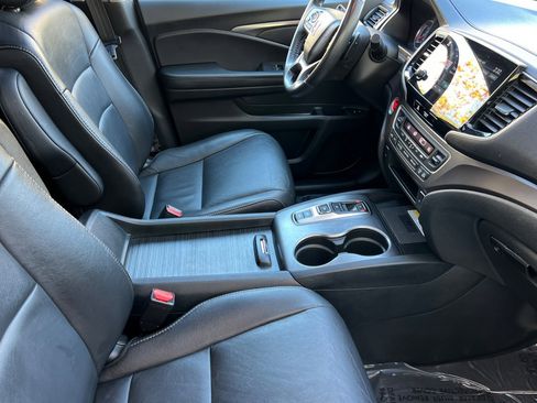 Used 2022 Honda Pilot Special Edition image 17