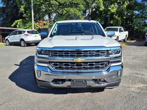 Used 2018 Chevrolet Silverado 1500 LTZ w/ Sport Package AWD/4WD image 27