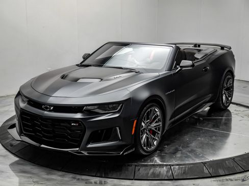 Used 2024 Chevrolet Camaro ZL1 RWD image 8