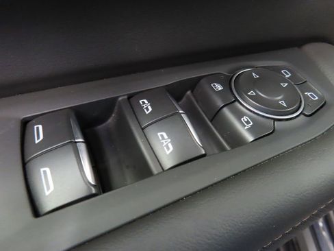 Used 2025 Chevrolet Tahoe High Country AWD/4WD image 76