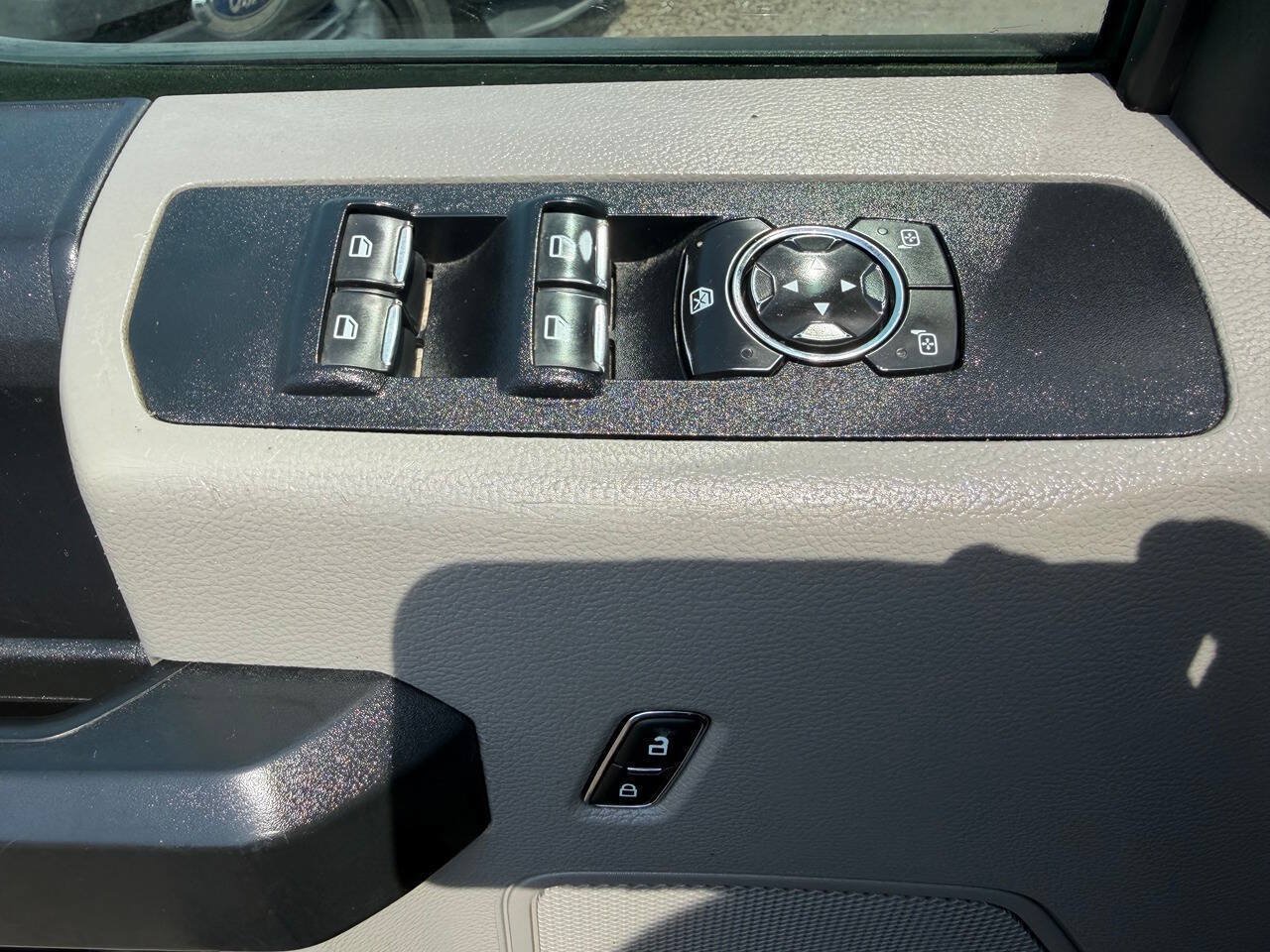 Used 2019 Ford F250 XL w/ XL Value Package AWD/4WD image 10