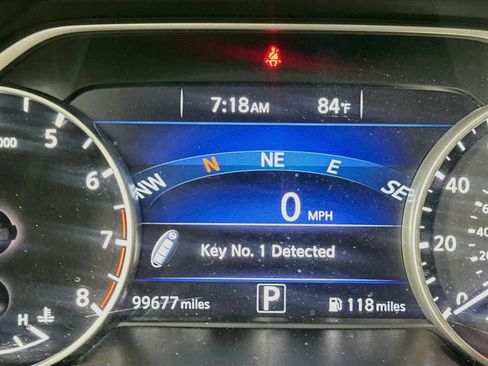 Used 2017 Nissan Murano SV FWD image 18