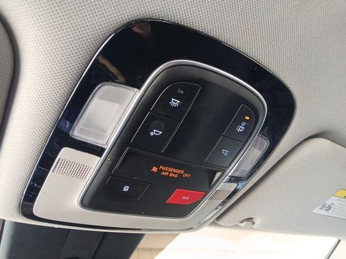 Used 2022 Hyundai Santa Fe SEL image 18