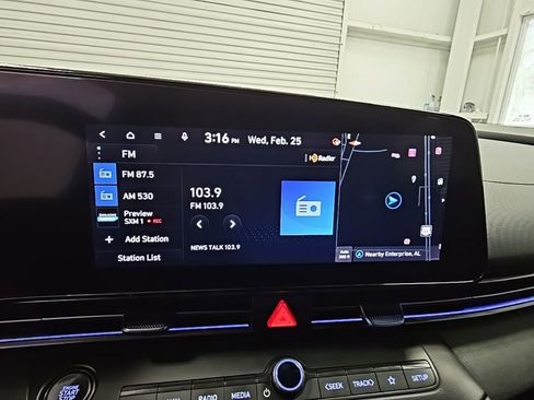 Used 2022 Hyundai Elantra N image 13