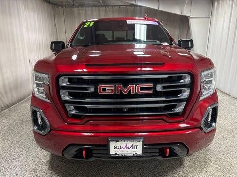 Used 2021 GMC Sierra 1500 AT4 w/ Technology Package AWD/4WD image 8