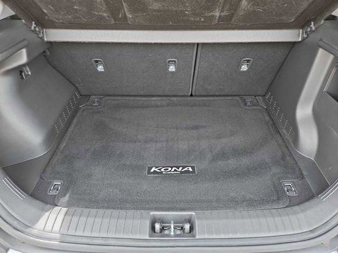 Certified 2021 Hyundai Kona SEL w/ Cargo Package image 33