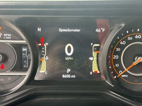 Used 2025 Jeep Wrangler Unlimited Rubicon image 28