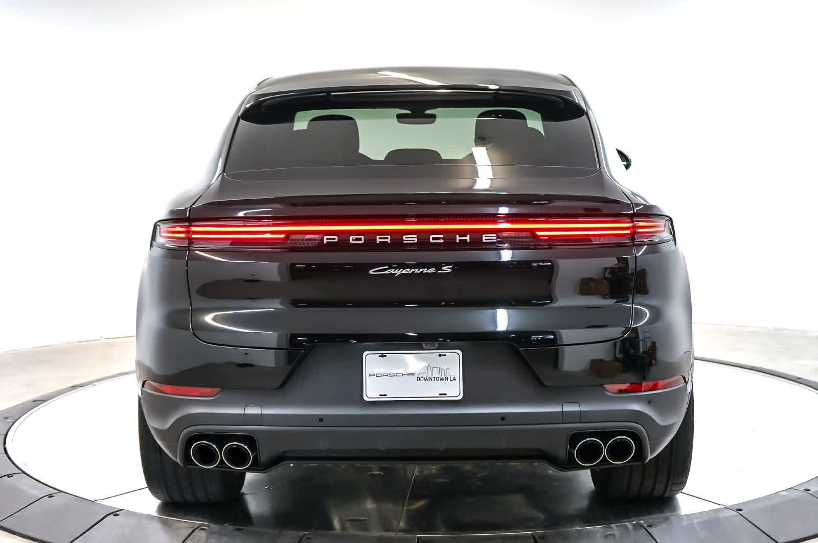 Certified 2026 Porsche Cayenne S AWD/4WD image 10