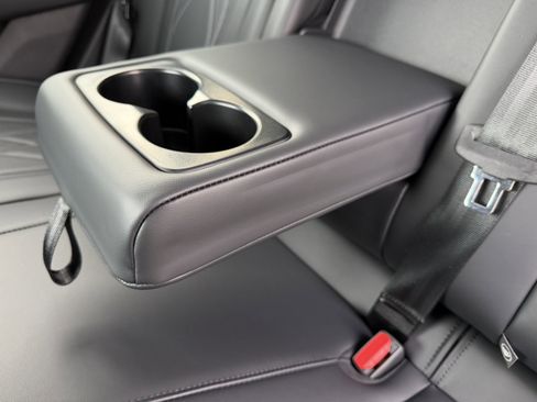 New 2025 Ford Mustang Mach-E Select image 26