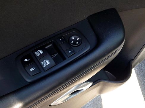 Used 2022 Dodge Challenger R/T Scat Pack image 17