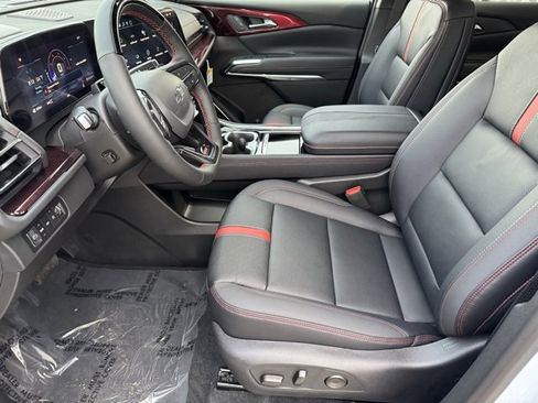 New 2026 Chevrolet Traverse RS image 5