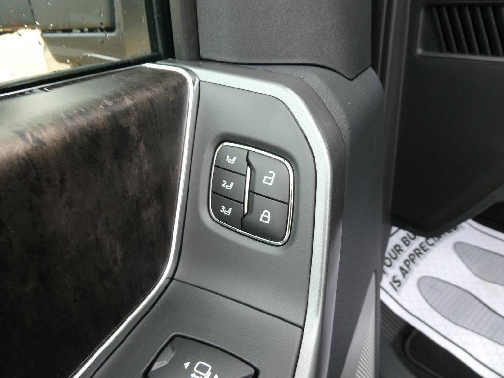 New 2027 Ford F250 Lariat AWD/4WD image 22