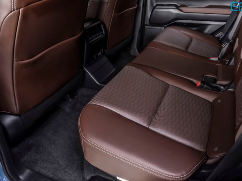 Used 2025 Toyota Land Cruiser w/ Premium Package image 20