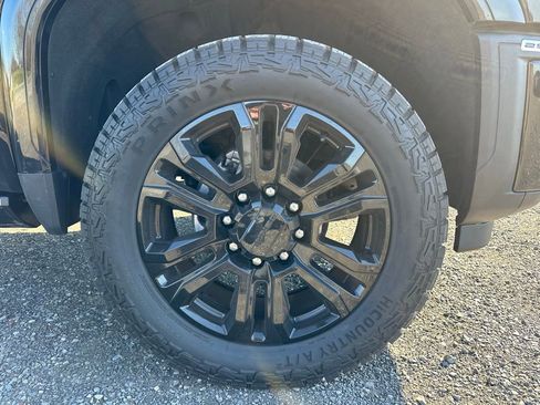 Used 2025 GMC Sierra 2500 Denali Ultimate image 25