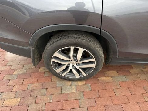 Used 2017 Honda Pilot Elite image 15