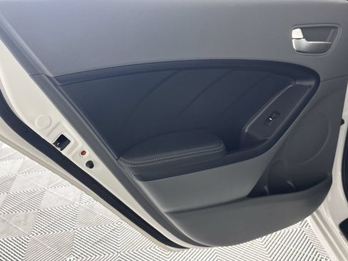 Used 2017 Kia Forte LX FWD image 26