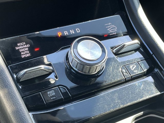 Used 2022 Jeep Grand Cherokee Overland AWD/4WD image 42