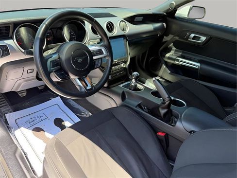 Used 2019 Ford Mustang GT RWD image 25
