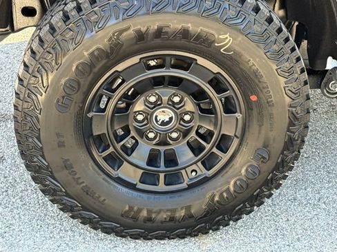 New 2026 Ford Bronco Badlands AWD/4WD image 9