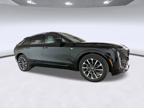 New 2026 Cadillac Lyriq Premium Sport AWD/4WD image 7