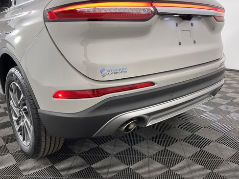 Used 2022 Lincoln Corsair AWD w/ Equipment Group 101A image 6