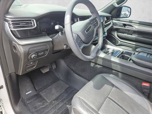 Used 2023 Jeep Wagoneer Series II RWD image 15