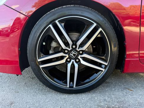 Used 2016 Honda Accord Sport image 19