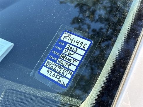 Used 2013 Volkswagen Passat TDI SEL Premium image 7