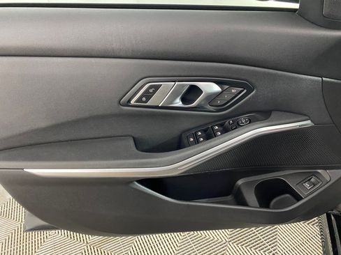 Used 2021 BMW 330i xDrive Sedan w/ Convenience Package image 12