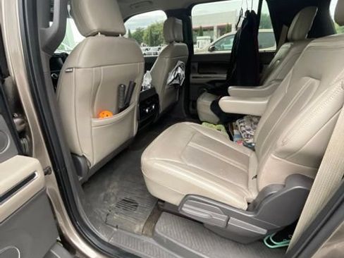Used 2019 Ford Expedition Max Limited w/ Equipment Group 302A AWD/4WD image 6