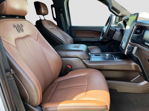 Used 2024 Ford Expedition Max King Ranch RWD image 31