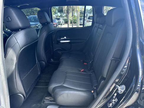 Used 2022 Mercedes-Benz GLB 250 4MATIC image 15