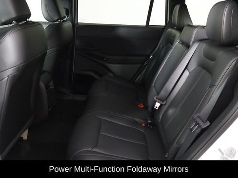 New 2026 Jeep Cherokee Limited image 17