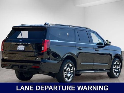 Used 2025 Ford Expedition Max Active AWD/4WD image 5