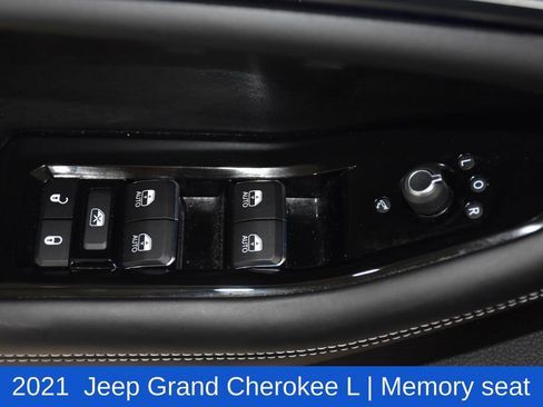 Used 2021 Jeep Grand Cherokee L Overland w/ Advanced Protech Group III image 21