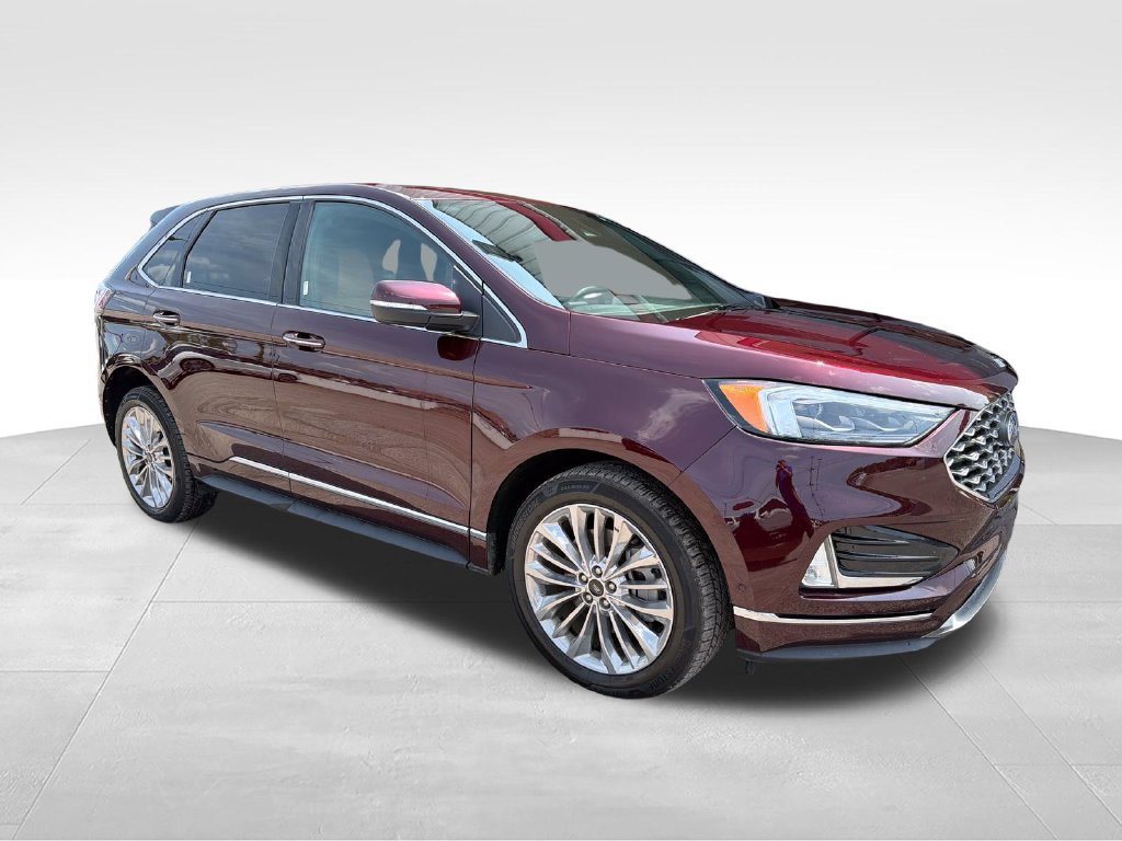 Used 2023 Ford Edge Titanium w/ Equipment Group 301A AWD/4WD image 7