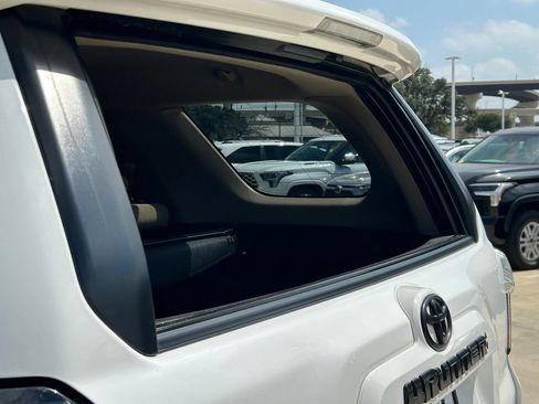 Used 2022 Toyota 4Runner SR5 RWD image 15