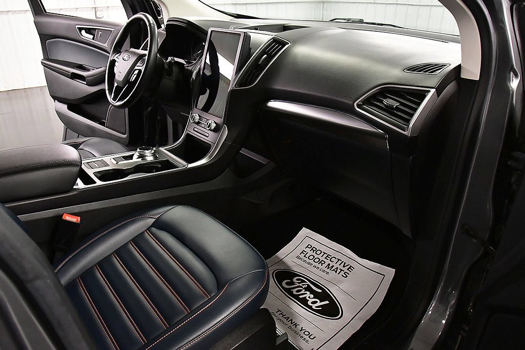 Used 2023 Ford Edge SEL w/ Sport Appearance Package AWD/4WD image 28