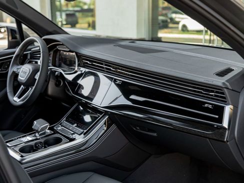 New 2025 Audi Q7 2.0T Premium Plus image 28