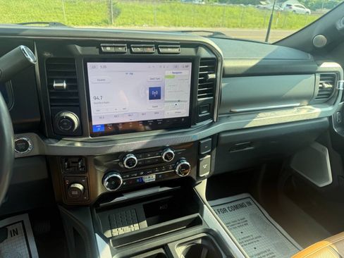 Used 2024 Ford F450 Platinum AWD/4WD image 20