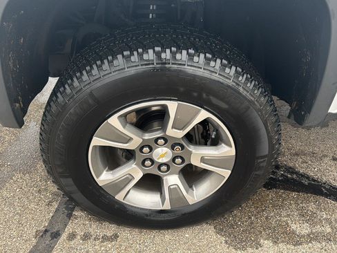 Used 2019 Chevrolet Colorado Z71 image 10
