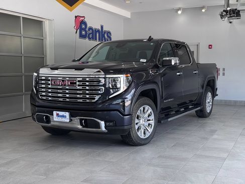 Certified 2023 GMC Sierra 1500 Denali w/ Technology Package AWD/4WD image 2
