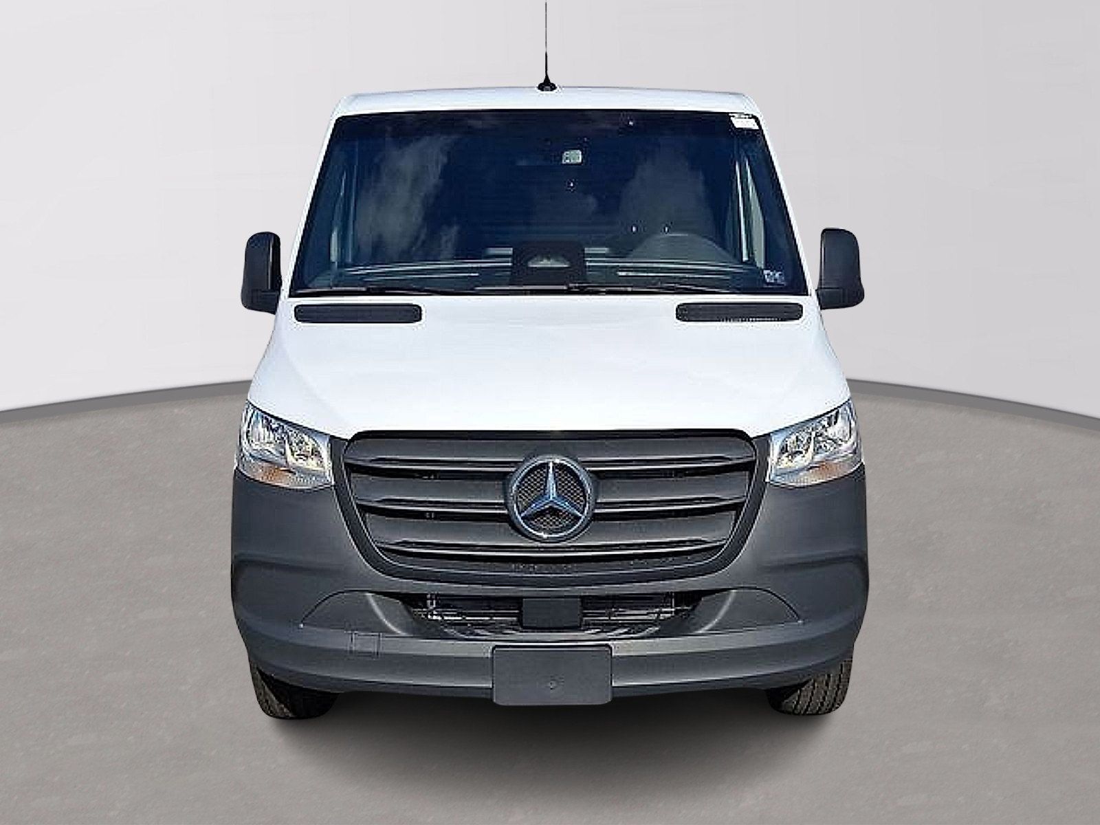Used 2026 Mercedes-Benz Sprinter 2500 image 2